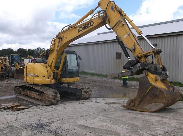 Used 2014 KOBELCO SK230SR