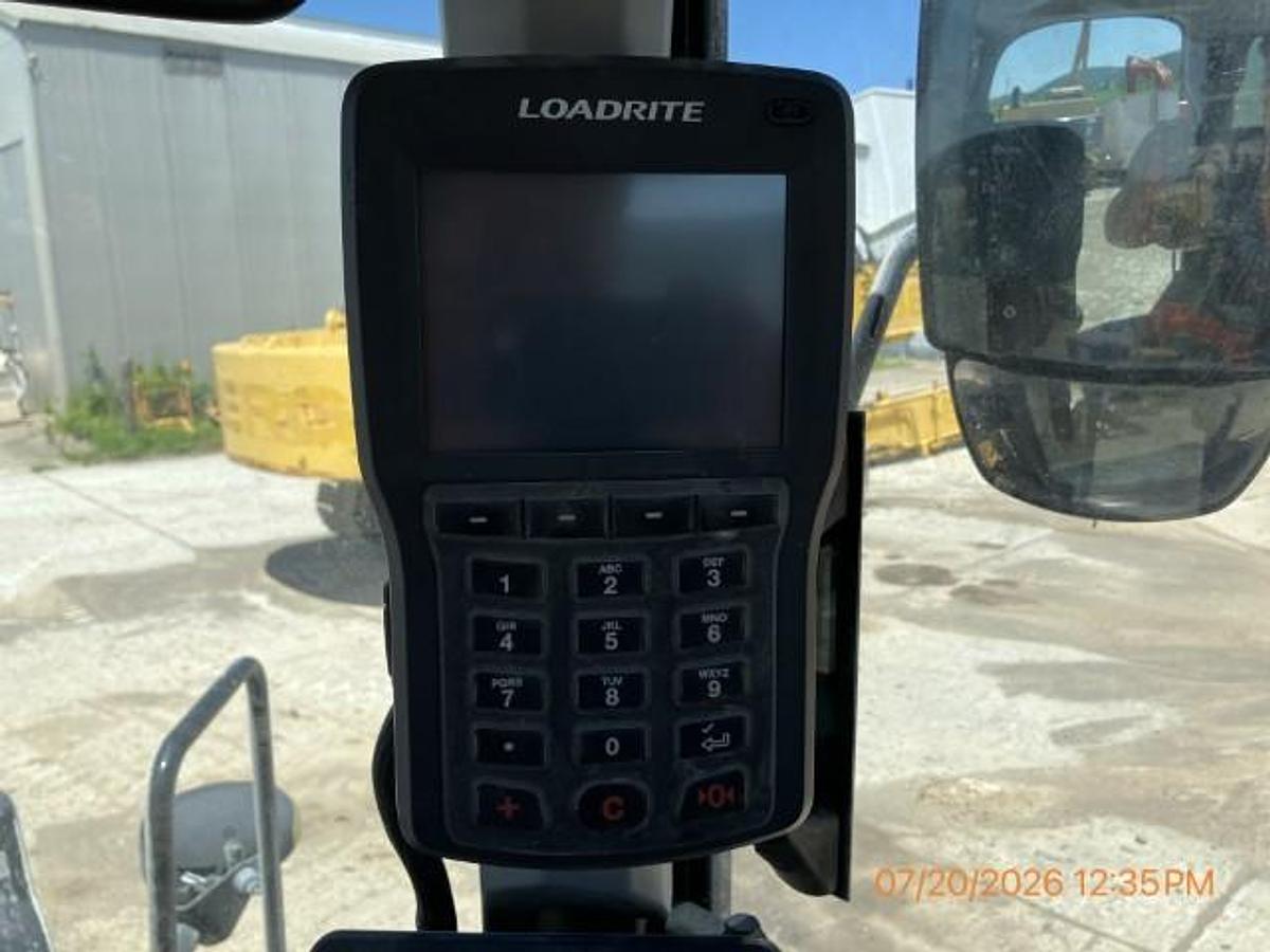 Used 2019 CATERPILLAR 926M
