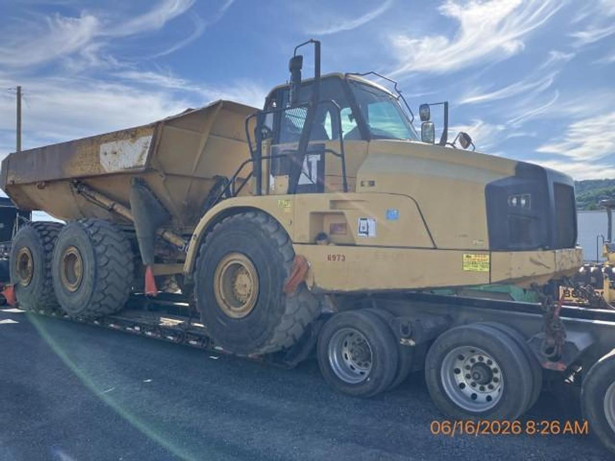 Used 2012 CATERPILLAR 740B