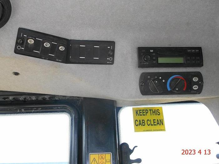 Used 2008 CATERPILLAR 963D