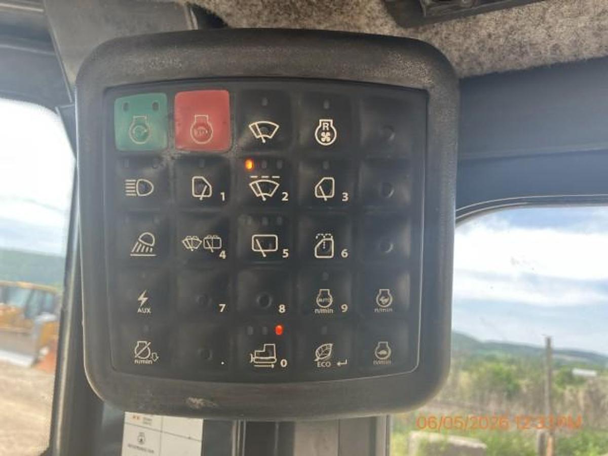 Used 2019 DEERE 650k LGP