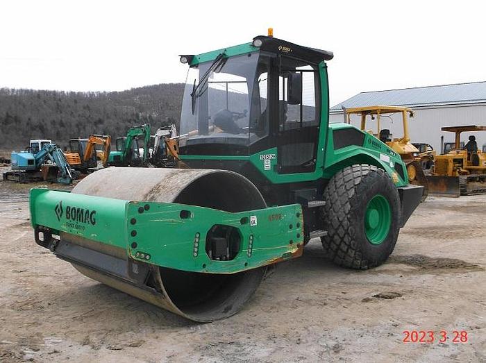 Used 2016 BOMAG BW211D-5