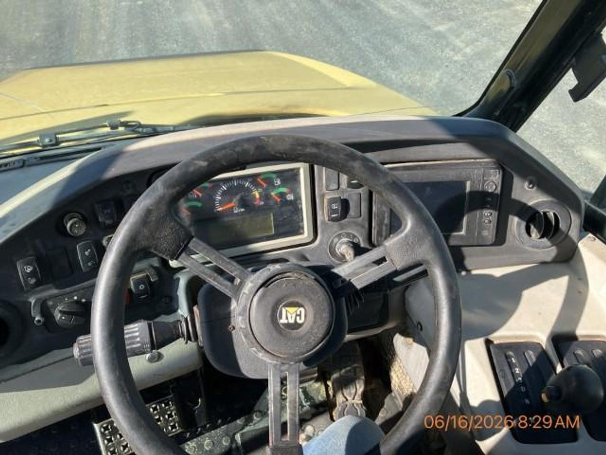 Used 2012 CATERPILLAR 740B