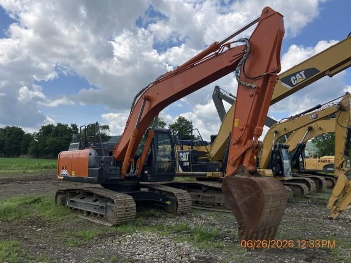 Used 2021 HITACHI ZX200-6