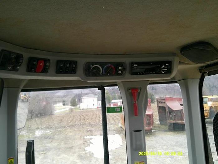 Used 2015 CATERPILLAR 938M