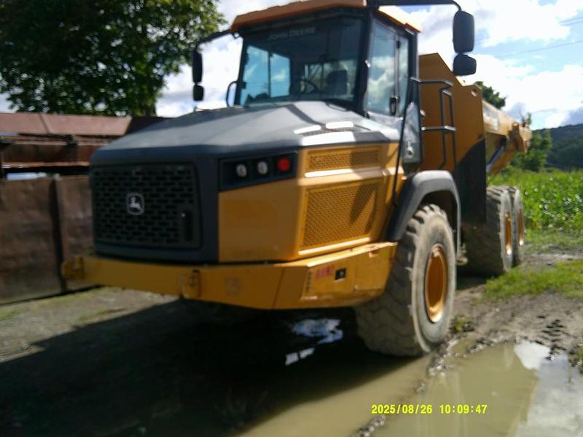 Used 2019 DEERE 260E