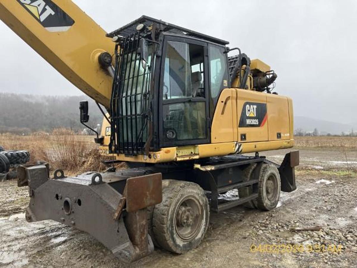 Used 2018 CATERPILLAR MH3026