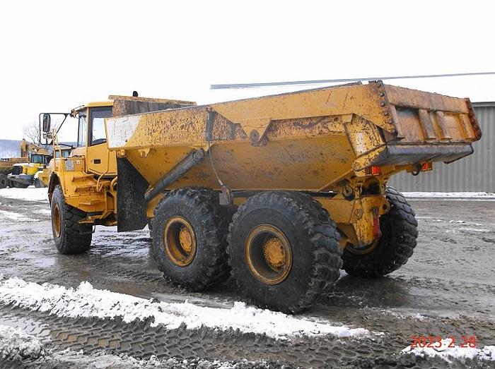 Used 2004 VOLVO A25D