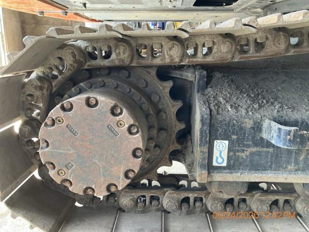 Used 2021 HITACHI ZX200-6