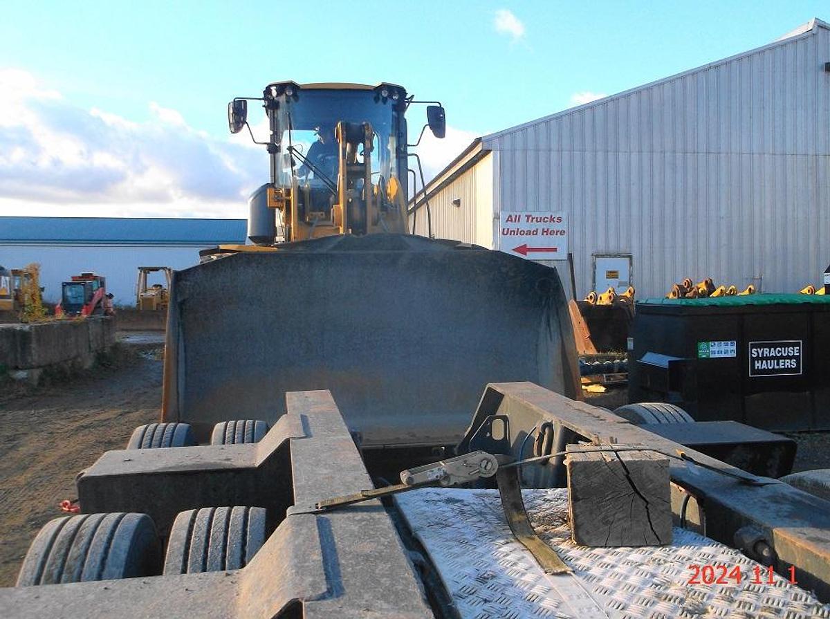 Used 2016 CATERPILLAR 938M
