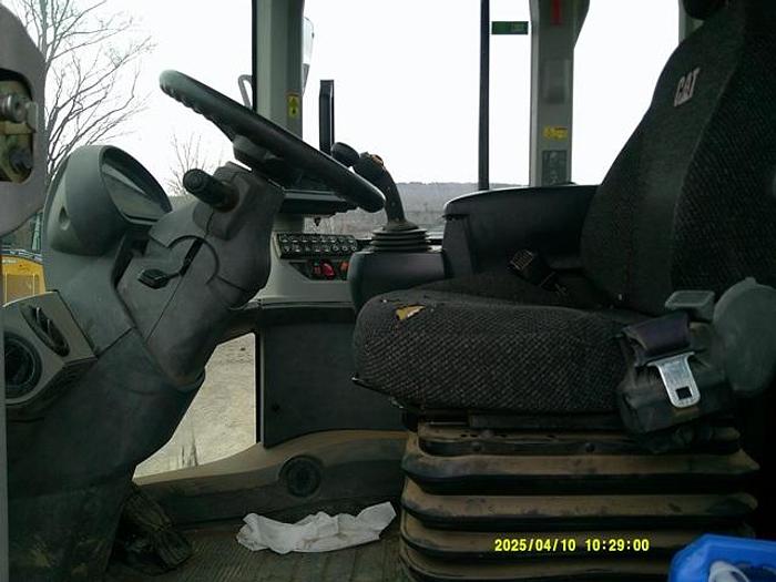 Used 2015 CATERPILLAR 938M
