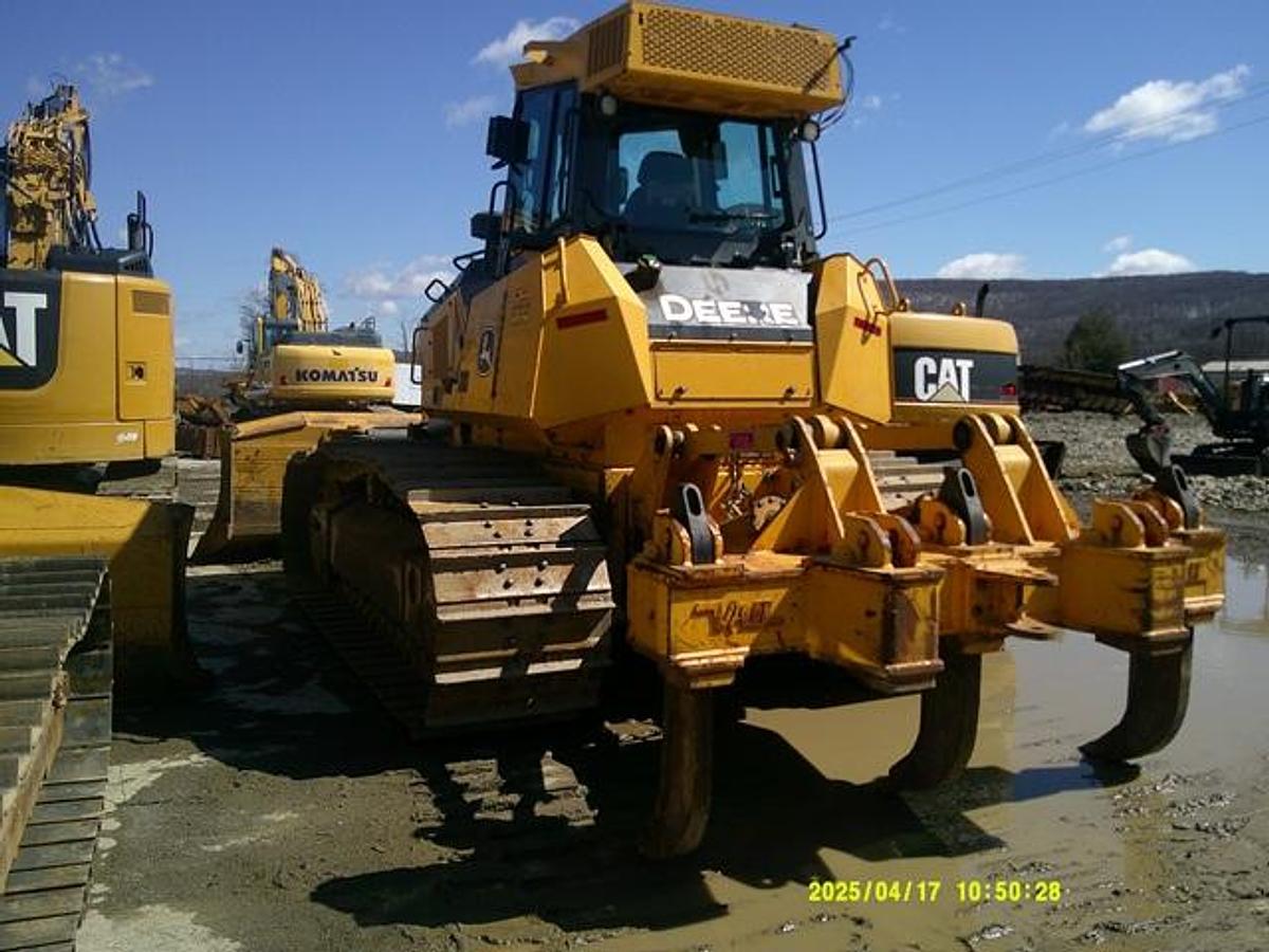 Used 2017 DEERE 850K WLT