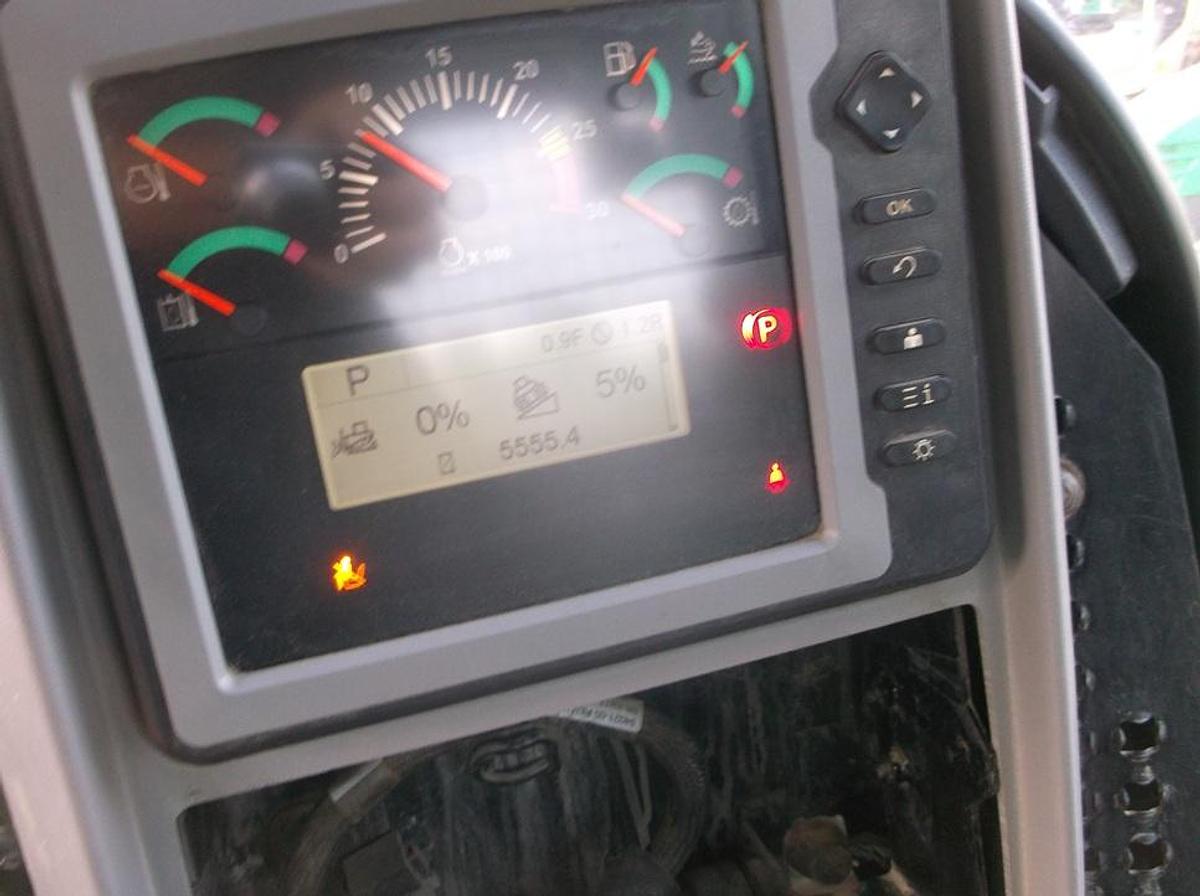Used 2015 CATERPILLAR D7E