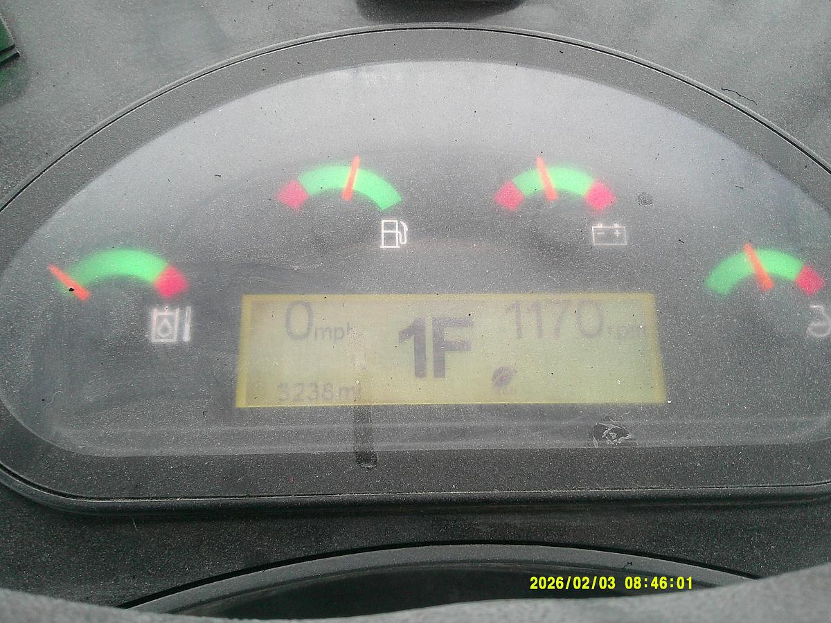 Used CATERPILLAR 906M