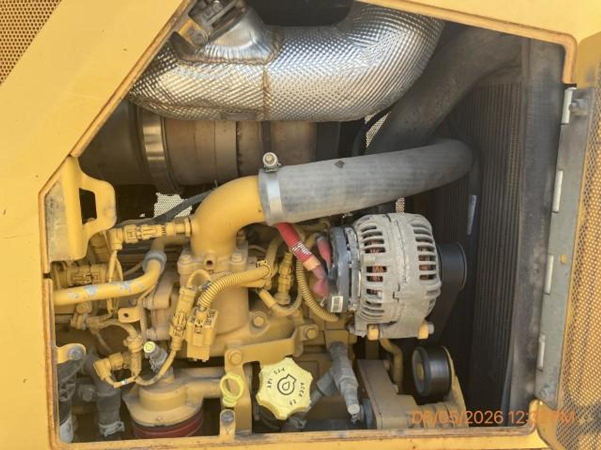 Used 2019 DEERE 650k LGP
