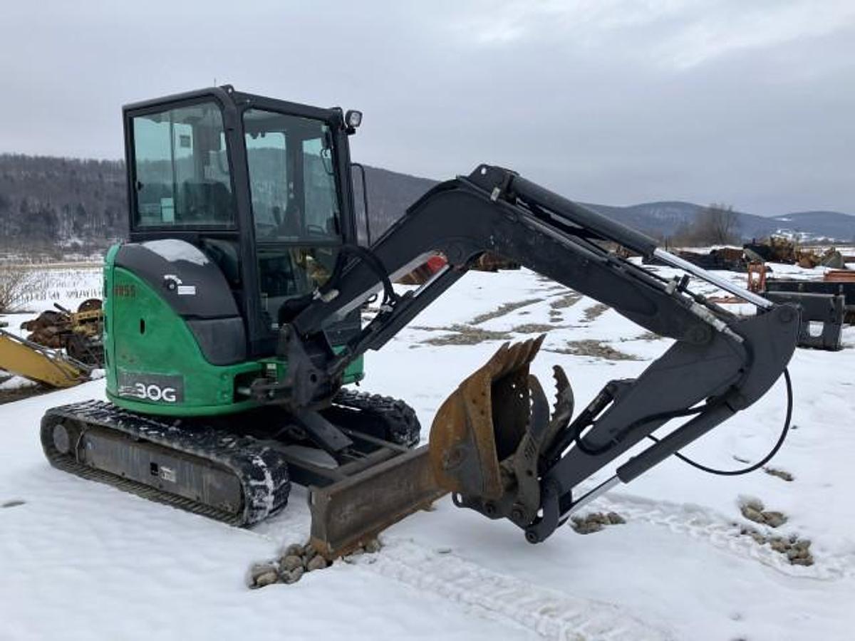 Used 2019 DEERE 30G
