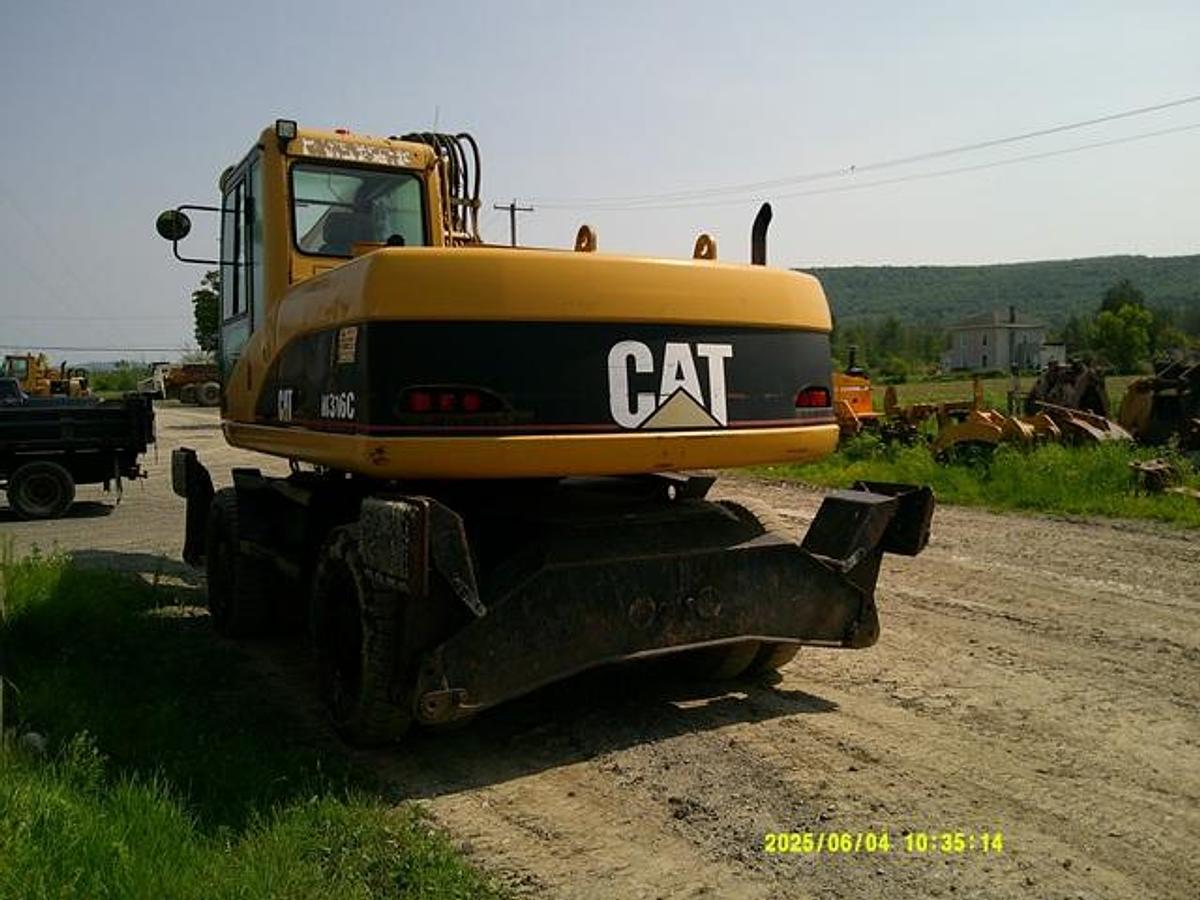 Used 2005 CATERPILLAR M316C