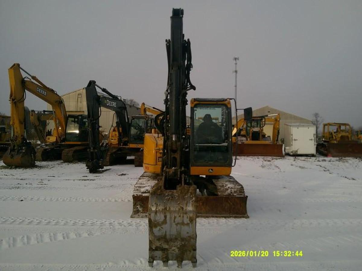 Used 2021 DEERE 75G
