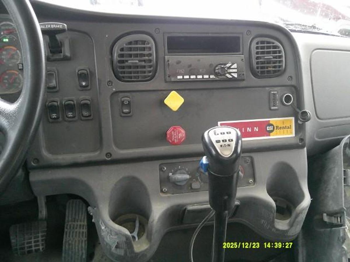 Used 2019 Freightliner M2 106