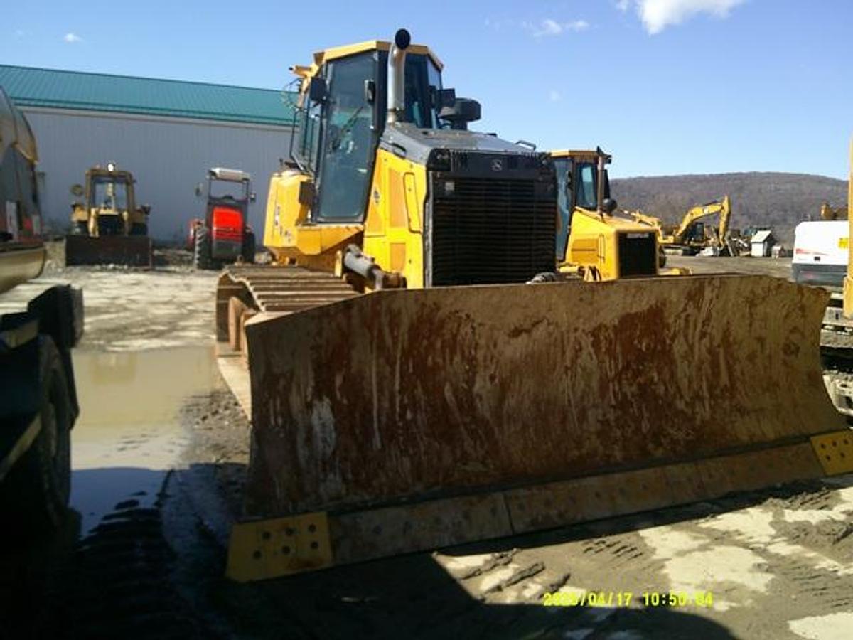 Used 2017 DEERE 850K WLT