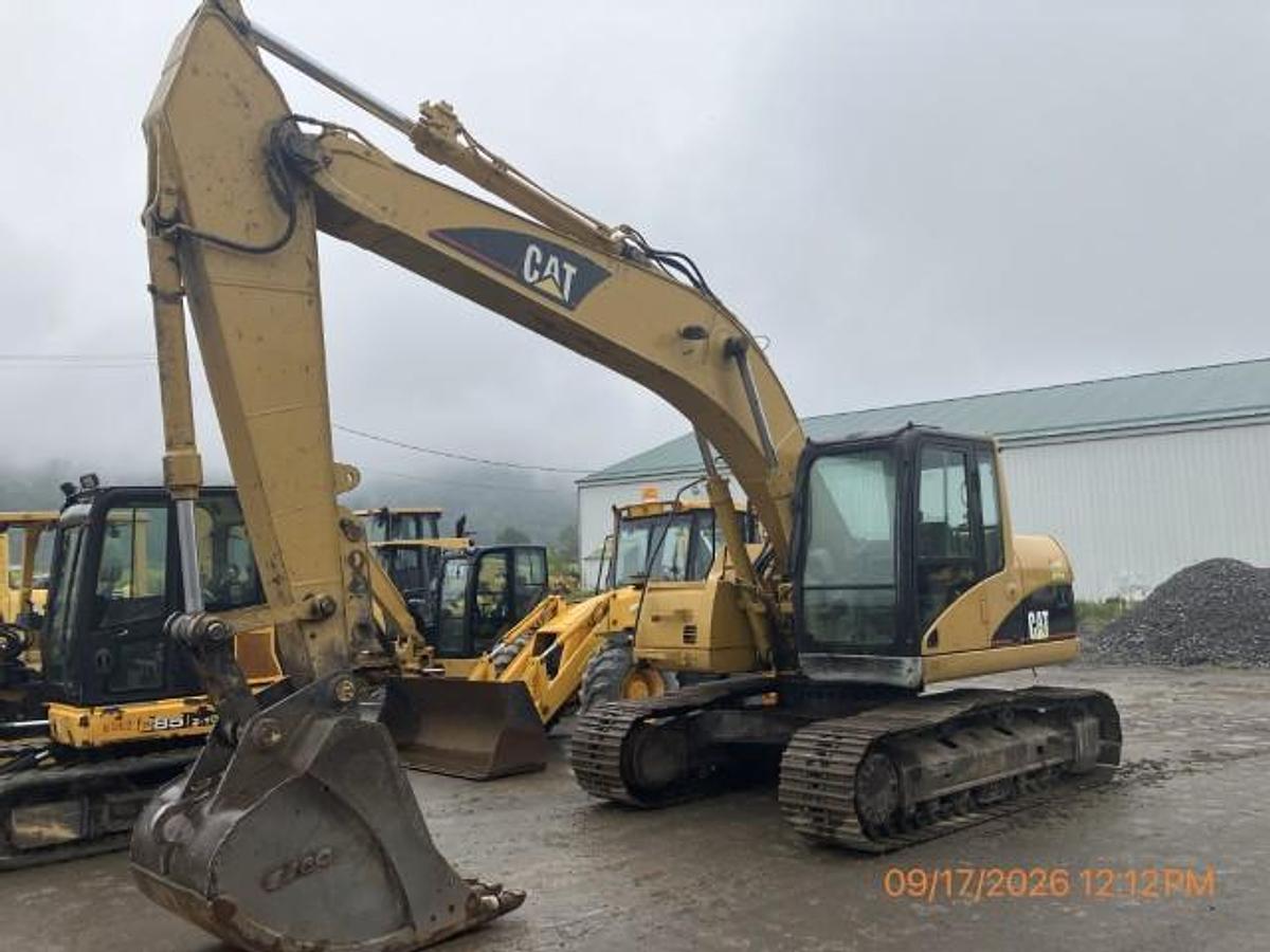 Used 2001 CATERPILLAR 320C U