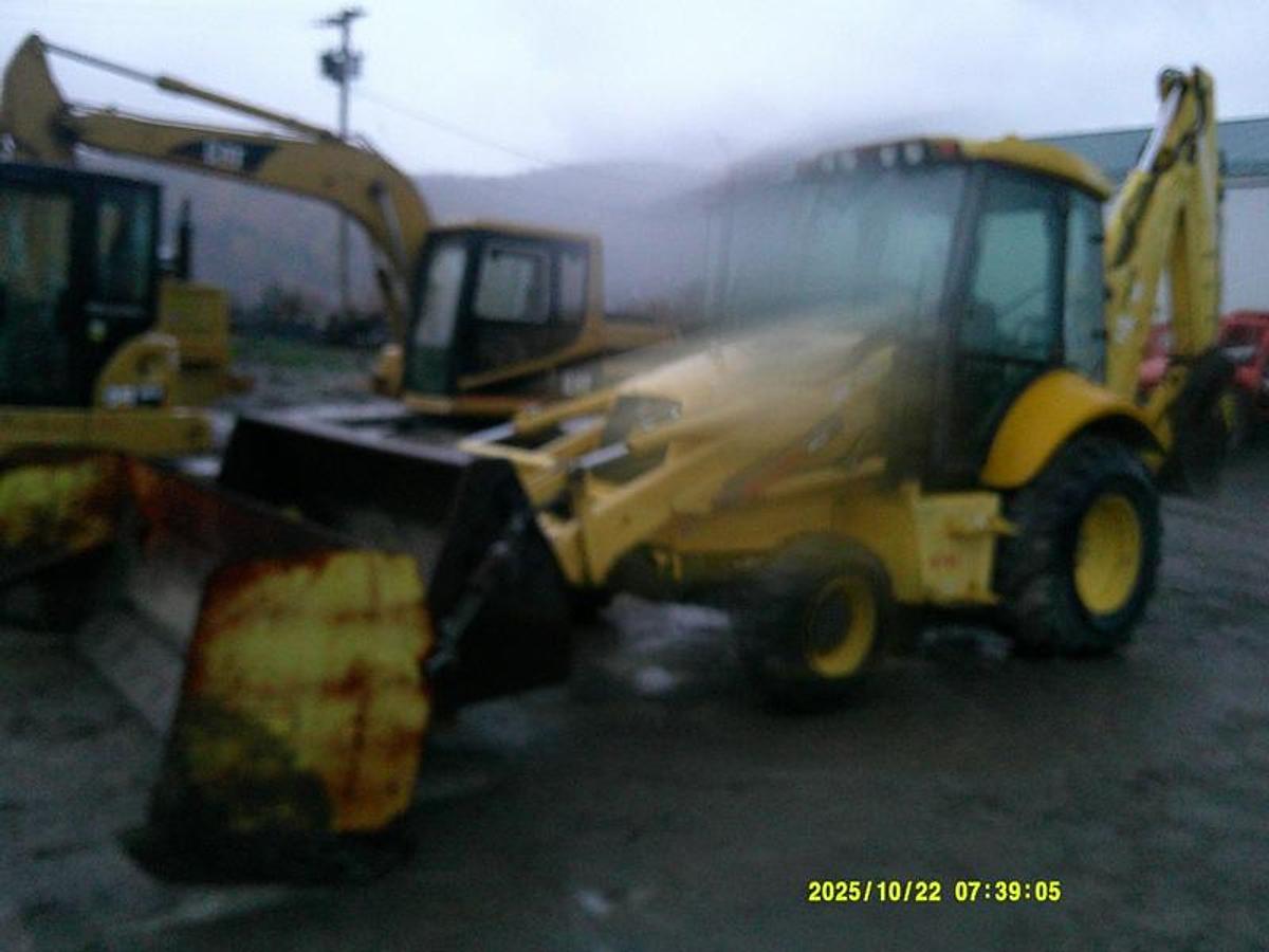 Used 2002 NEW HOLLAND LB75B