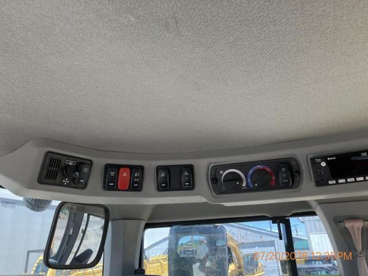Used 2019 CATERPILLAR 926M