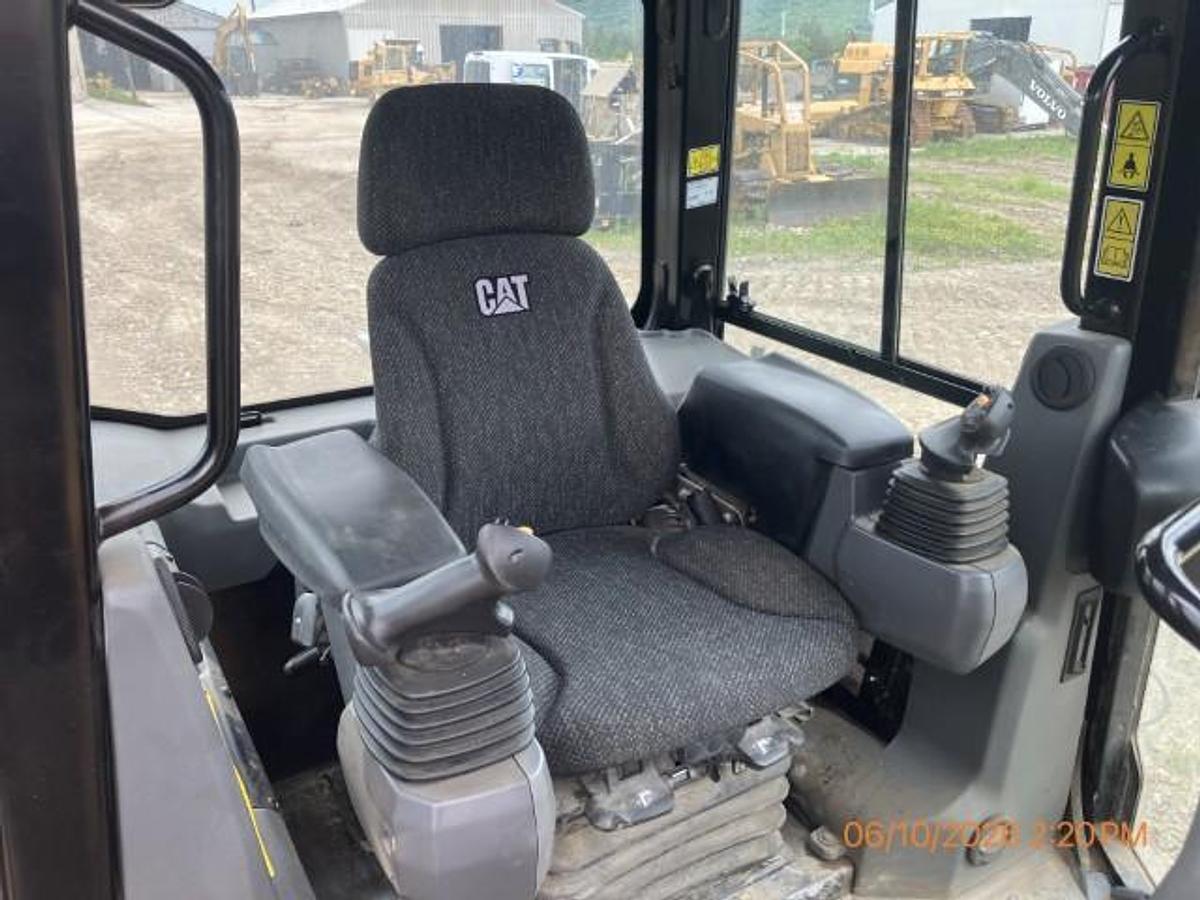 Used 2018 CATERPILLAR D4K LGP