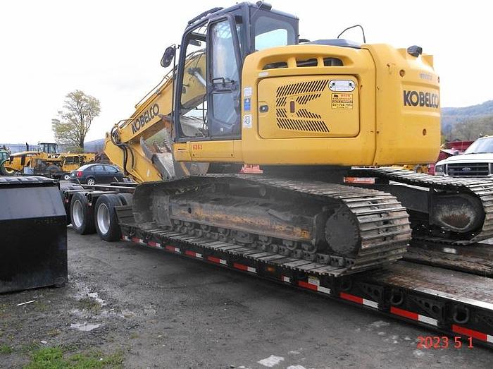 Used 2014 KOBELCO SK230SR