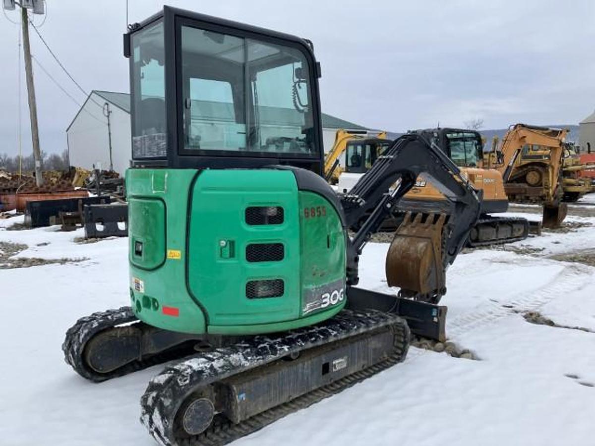 Used 2019 DEERE 30G