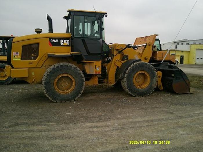 Used 2015 CATERPILLAR 926M