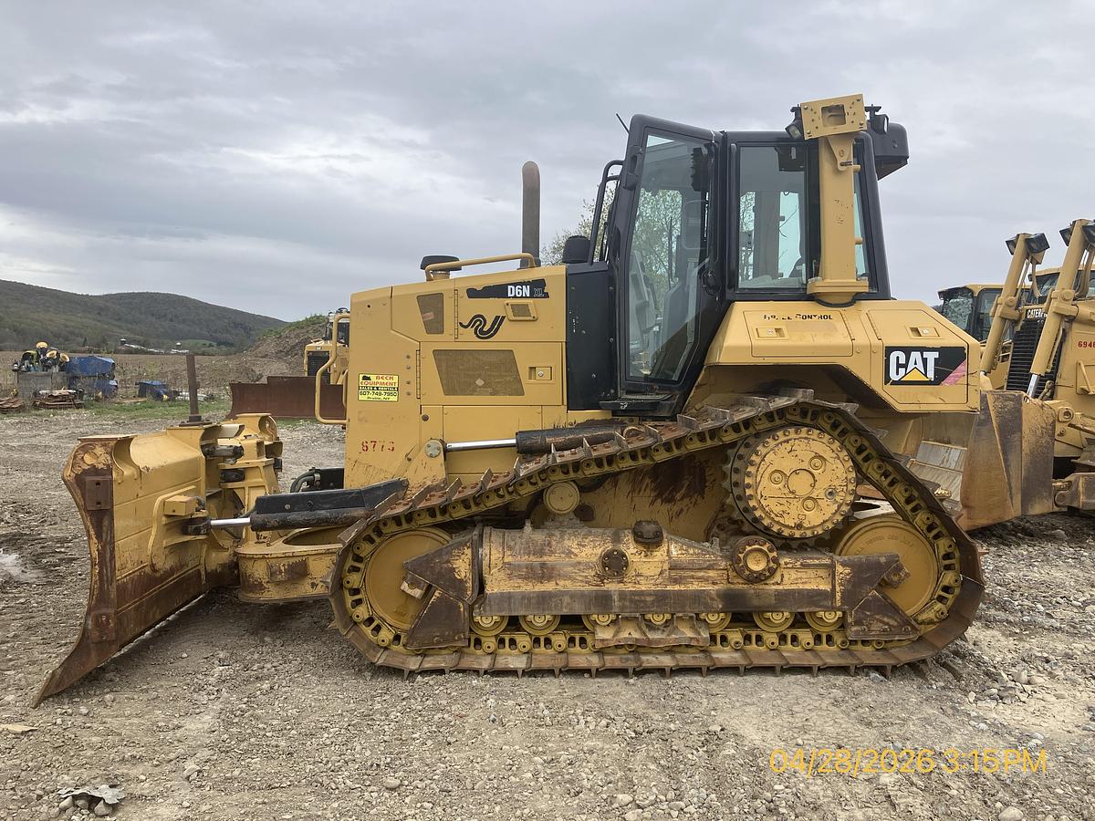 Used 2016 CATERPILLAR D6N XL