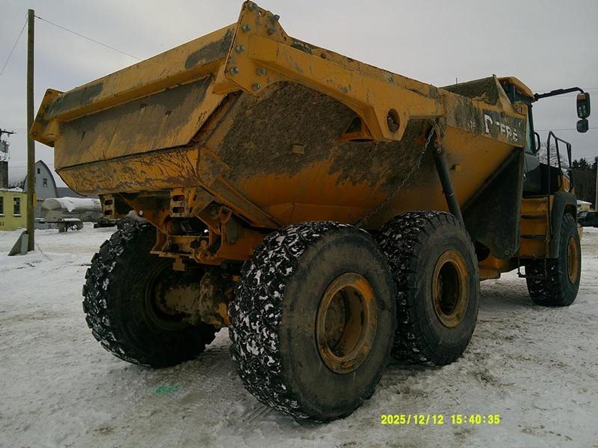 Used 2019 DEERE 260E