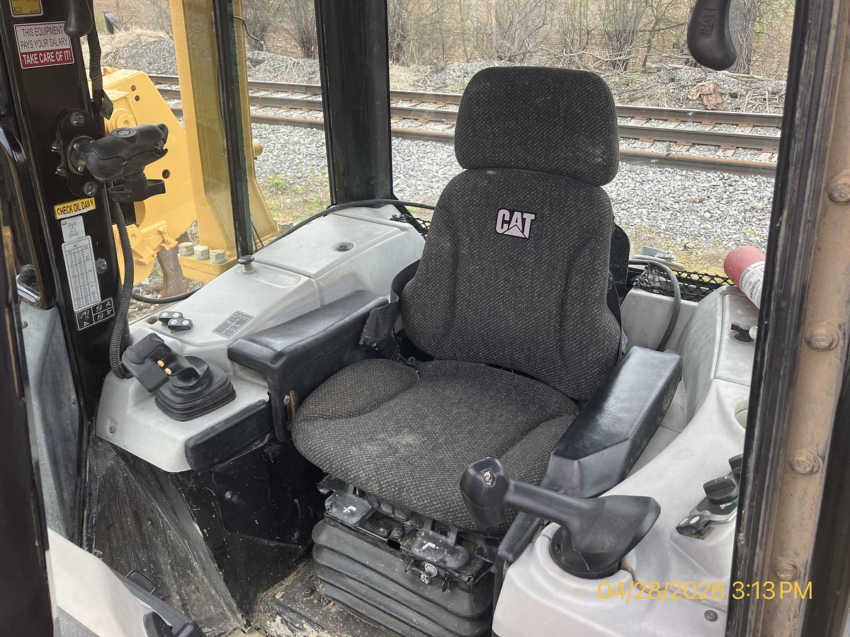 Used 2016 CATERPILLAR D6N XL