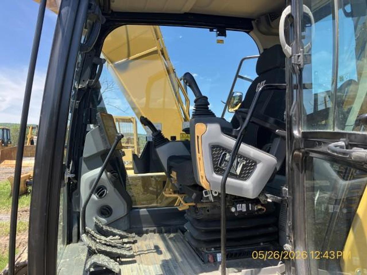 Used 2021 CATERPILLAR 313