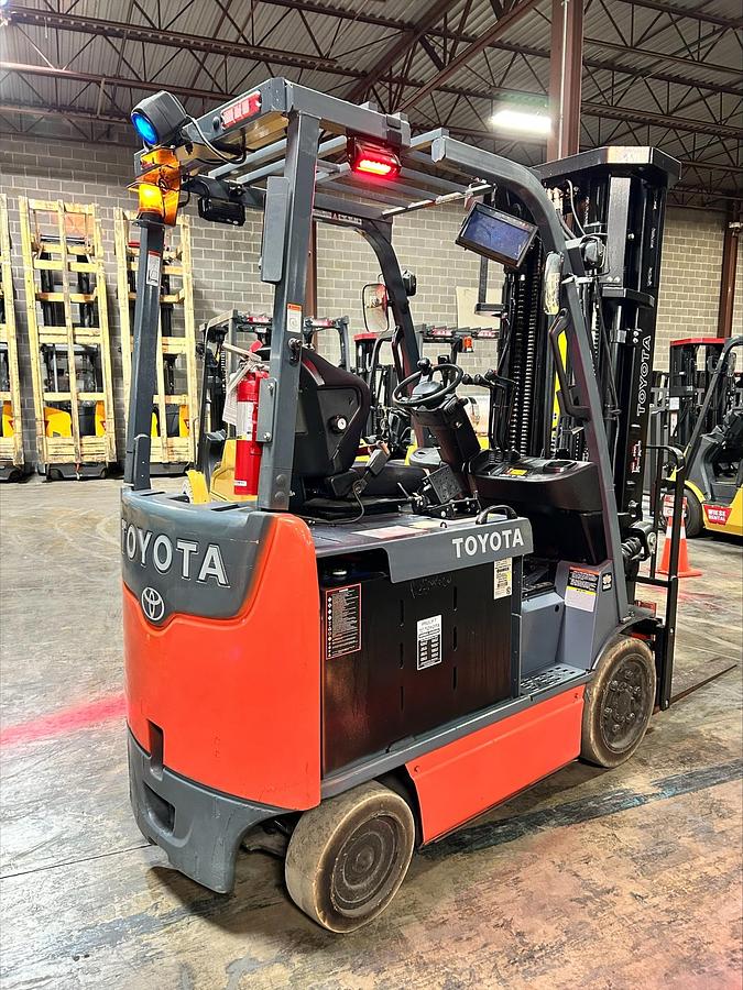 Used 2022 Toyota 8FBCU25