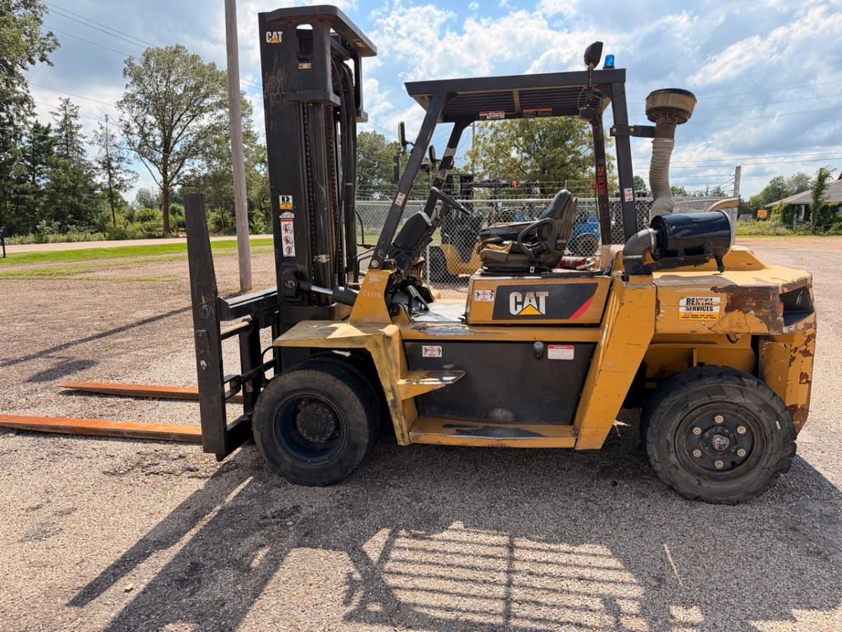 Used 2013 Cat DP70