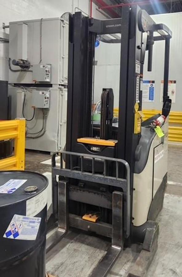 Used 2018 Crown RR5725-45