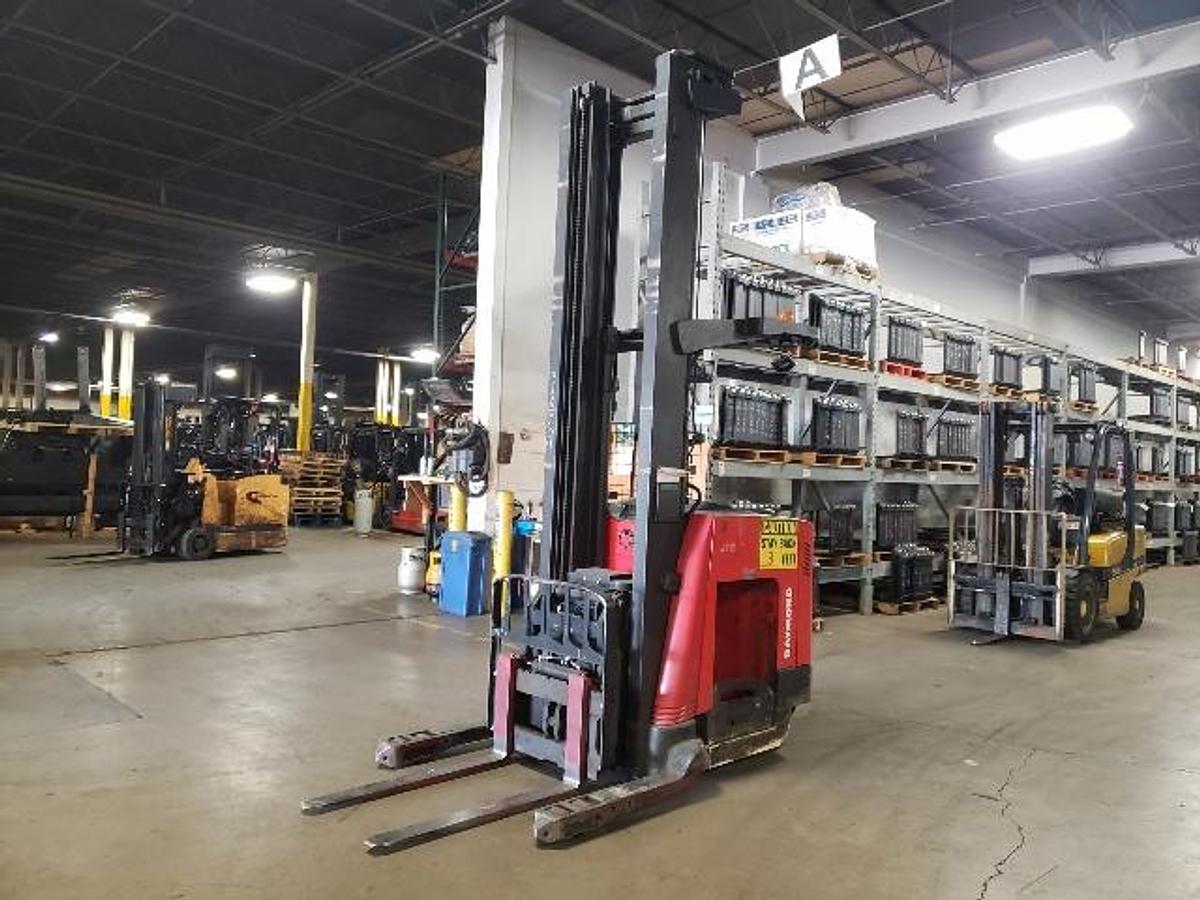 Used 2018 Raymond 750DR32TT