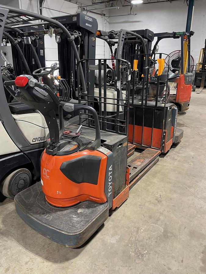 Used 2021 Toyota 8HBE30