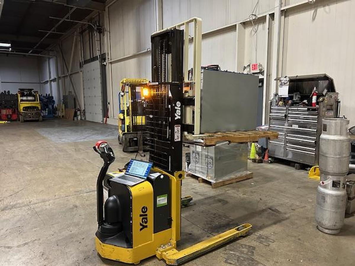 Used 2019 Yale MSW25