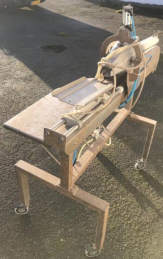 Used 1997 LINDHOLST & Co A/S Broiler packing machine