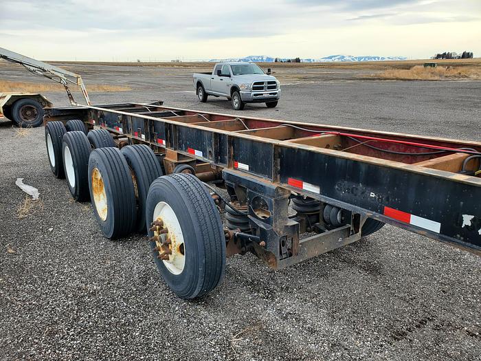 Used 40' Marquez Container / Chassis Trailer - 4 Axle