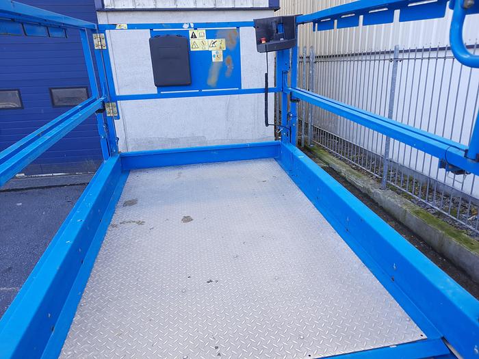 Used 2017 Genie GS3369RT