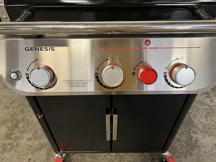 Used Weber GENESIS E-325S Liquid Propane Gas Grill