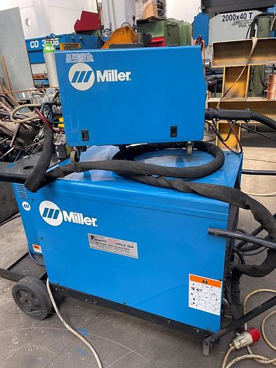 Usato SALDATRICE (N°37) MILLER DELTAWELD 602