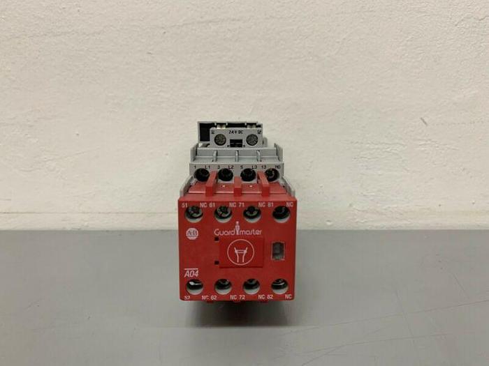 Used Allen-Bradley 100S-C09ZJ14C Series A Safety Contractor 690V & 32A