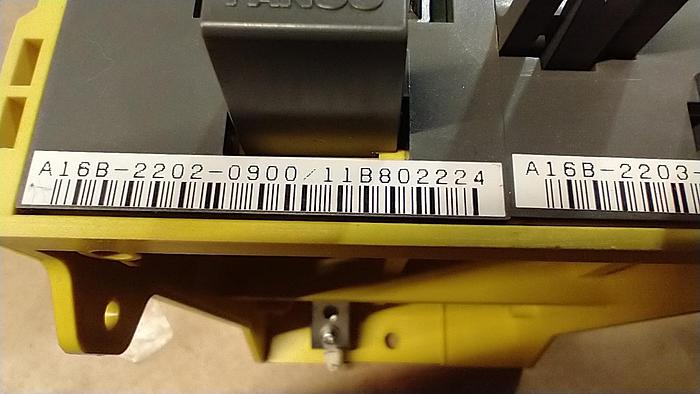 Used FANUC A16B-2202-0900 + A16B-2203-0070 PCB I/O in A02B-0218-B502 GH500