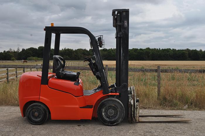 Used 2016 HELI FD25G