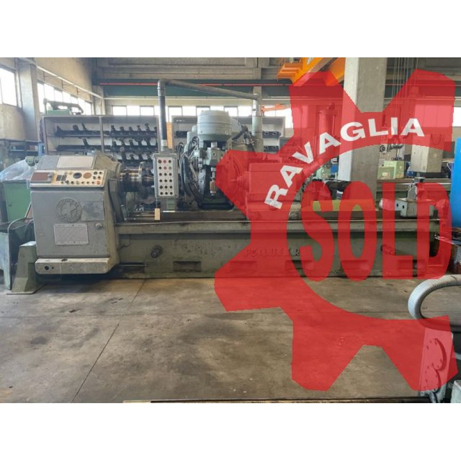 Usato Dentatrice a creatore orizzontale PFAUTER P400H- VENDUTA